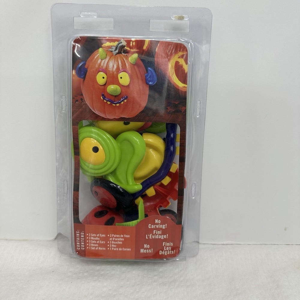 Paper Magic Group 13 Piece Halloween Pumpkin Decorating Kit -‎ New Sealed